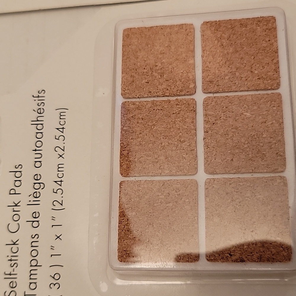💚 144 Self-Stick CORK PADS New In Package - Picture 2 of 3